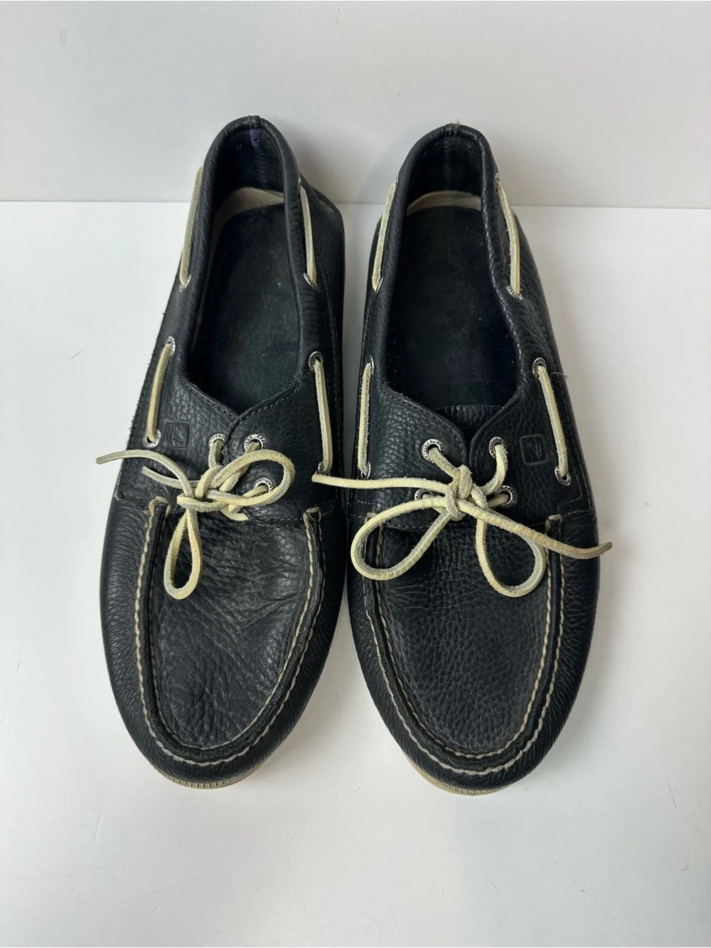 Sperry Men's Navy Blue Leather Boat Shoes with Cream Laces
